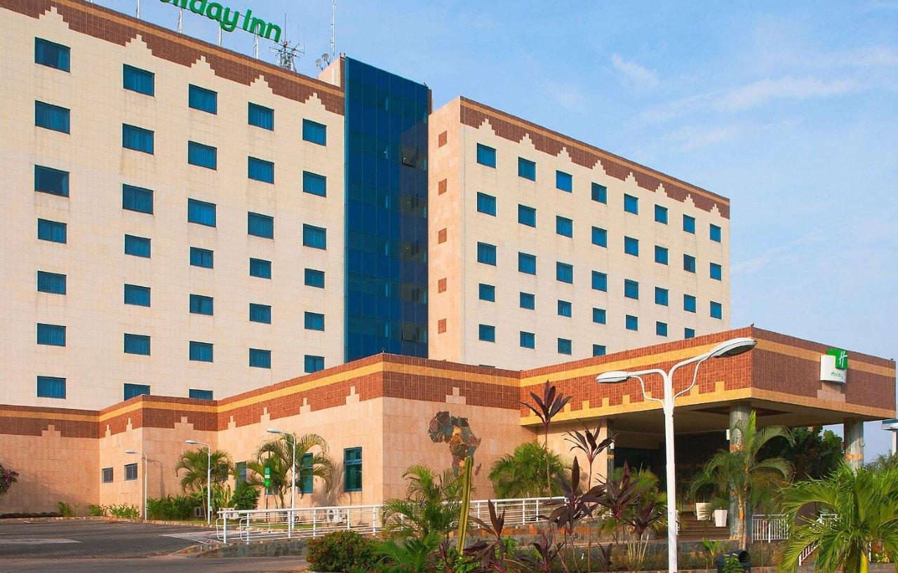 Palms By Eagles Airport City, Formerly Holiday Inn Άκρα Εξωτερικό φωτογραφία