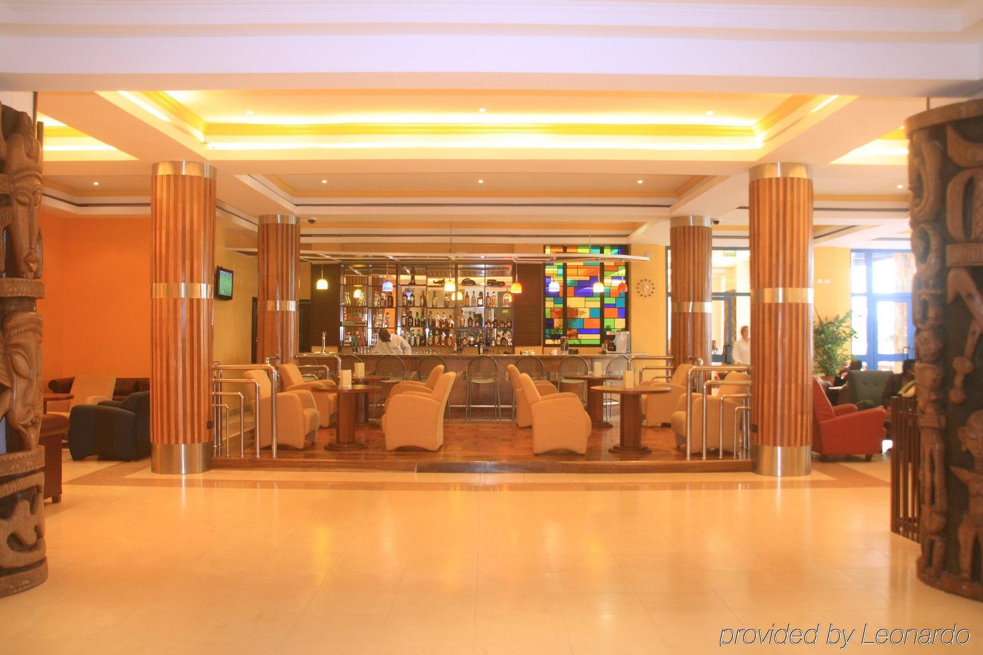 Palms By Eagles Airport City, Formerly Holiday Inn Άκρα Εξωτερικό φωτογραφία